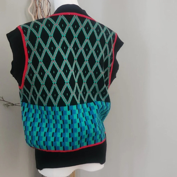 Cider Diamond Stitching Checkered Knitted Sweater Vest MEDIUM - Picture 5 of 12